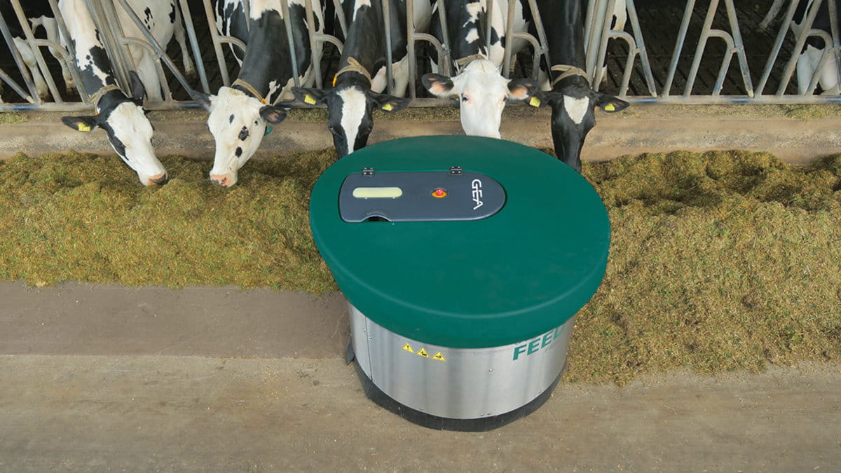 Sistema automático de arrimado de comida